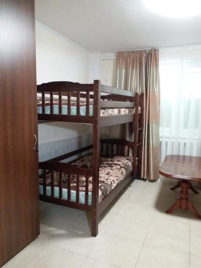 Nochka Hostel โอเดสซา ภายนอก รูปภาพ