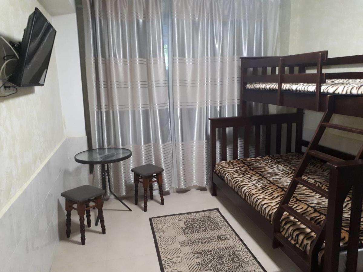 Nochka Hostel โอเดสซา ภายนอก รูปภาพ